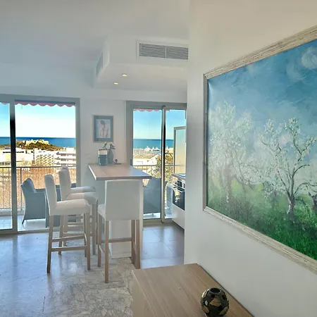 Apartment Superbe 2 Pieces Vue Mer, Piscine, Parking