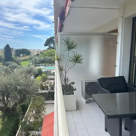 شقة Superbe 2 Pieces Vue Mer, Piscine, Parking أنتيب