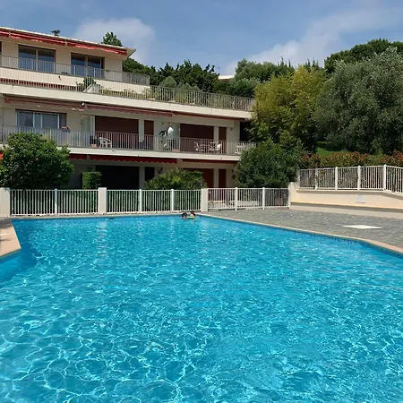 Superbe 2 Pieces Vue Mer, Piscine, Parking * Antibes